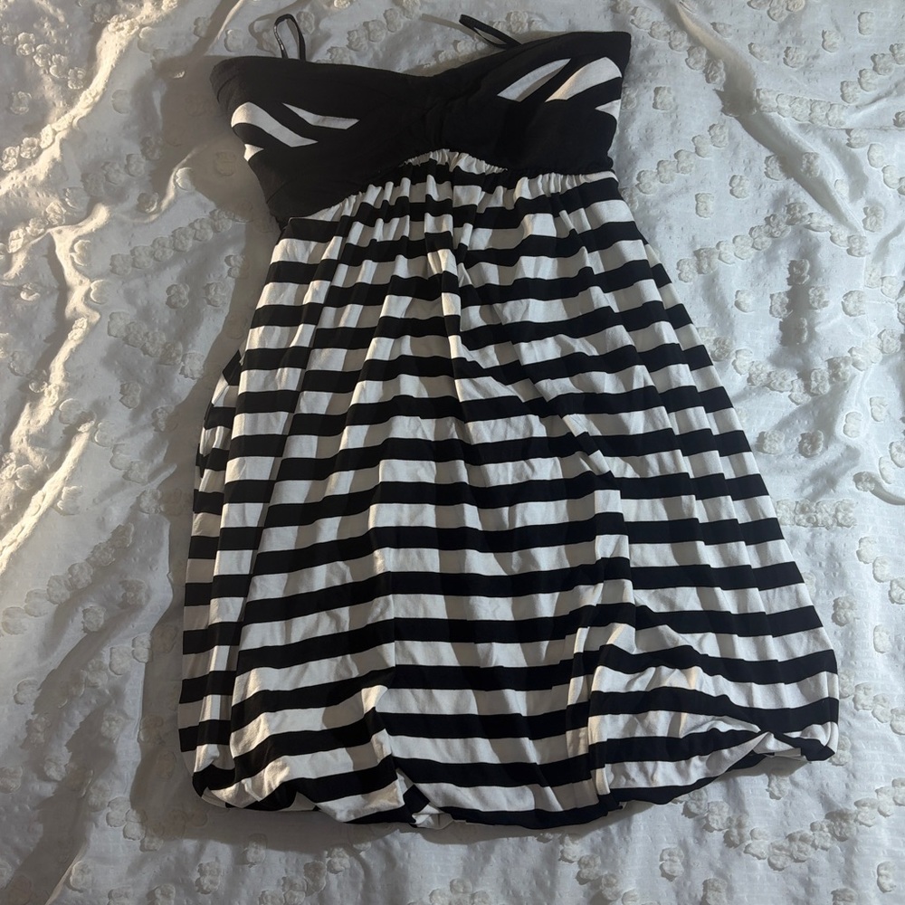 Bebe Black Strapless bubble Mini dress. M $79